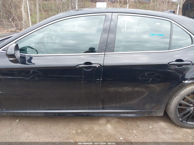 Toyota Camry Xse