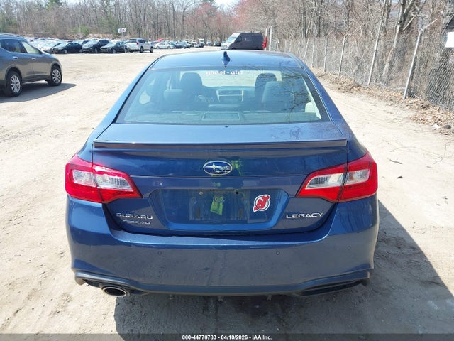 Subaru Legacy 2.5i Limited