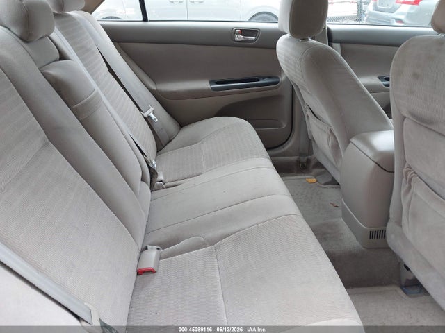 Toyota Camry Le