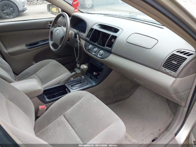 Toyota Camry Le