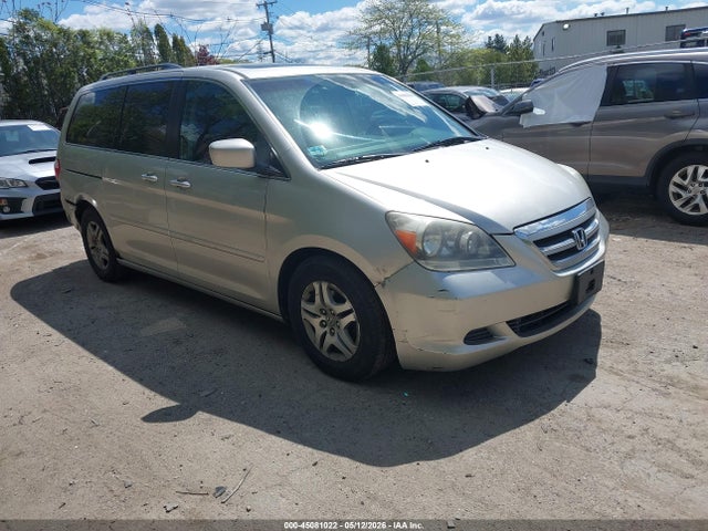 Salvage Honda Odyssey Image