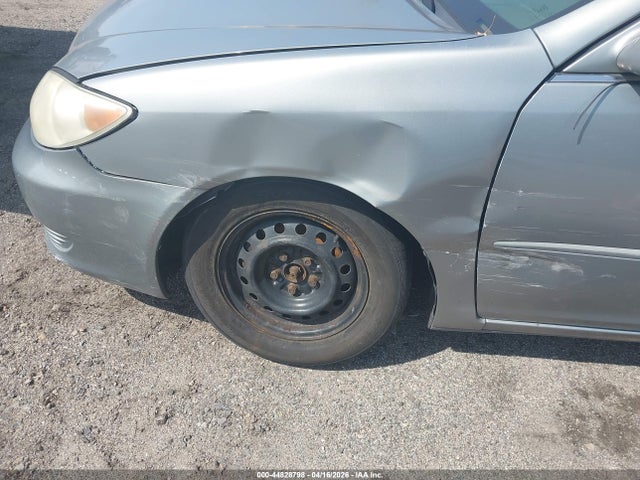 Toyota Camry Le