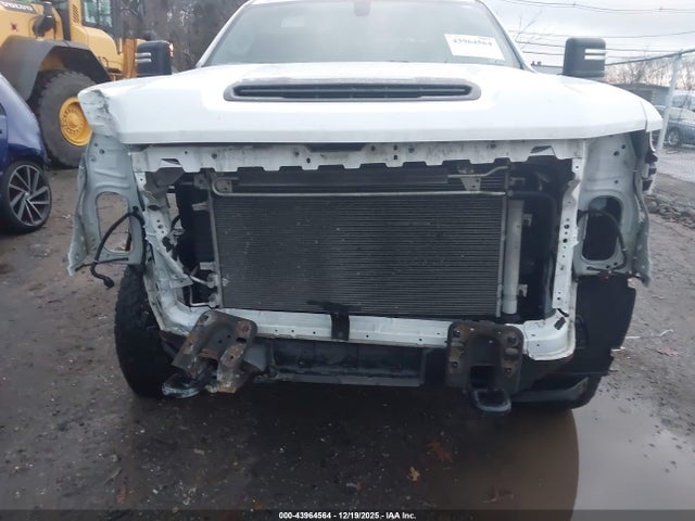 Chevrolet Silverado 2500 4wd  Long Bed Wt