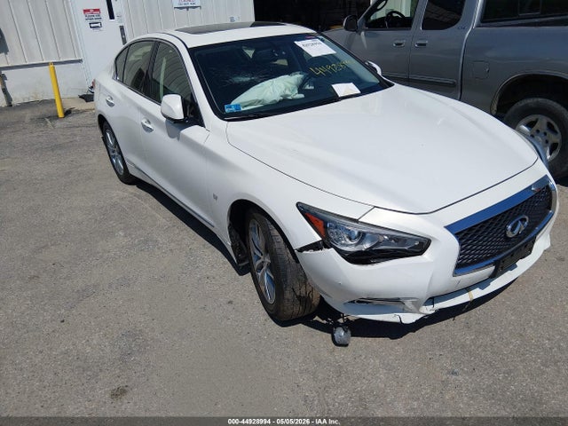 Salvage INFINITI Q50 Image