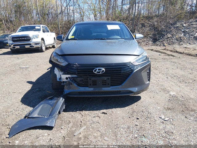 Hyundai Ioniq Blue