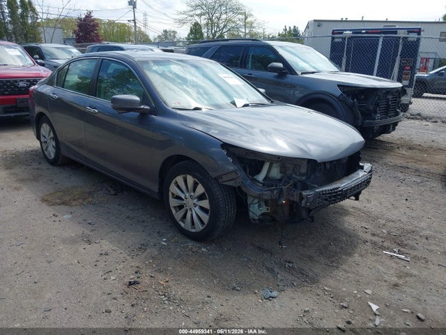 Salvage Honda Accord Image