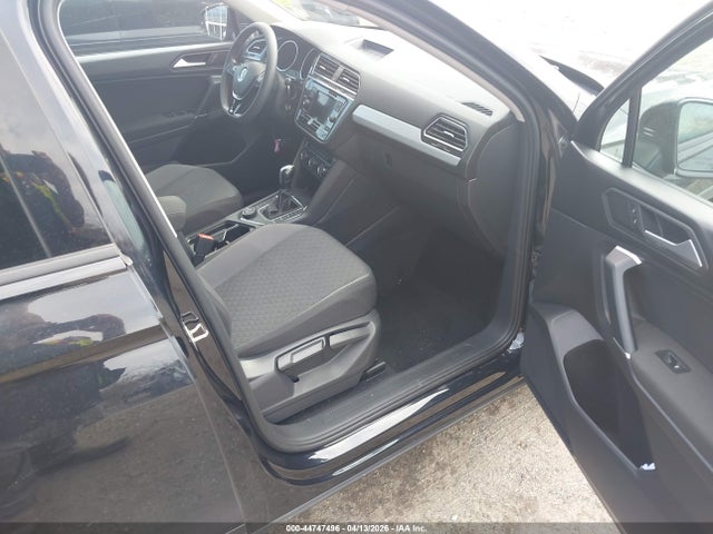 Volkswagen Tiguan 2.0t S