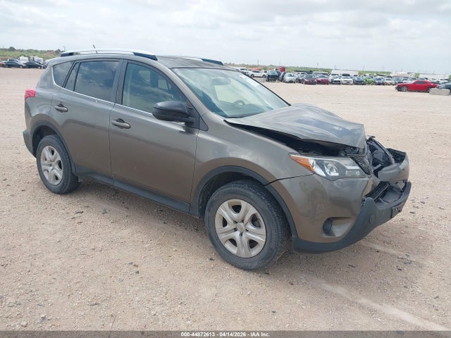 Salvage Toyota RAV4 Image
