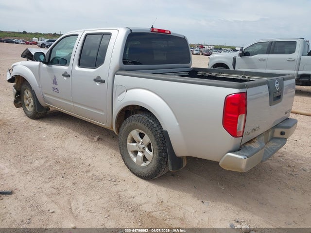 Nissan Frontier Sv