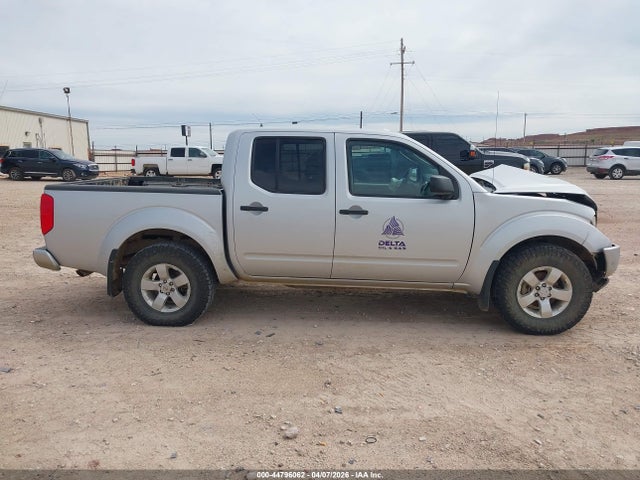 Nissan Frontier Sv