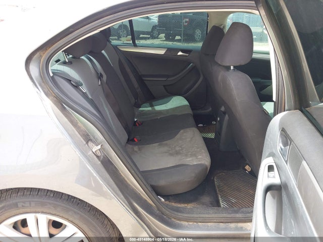 Volkswagen Jetta 1.4t S