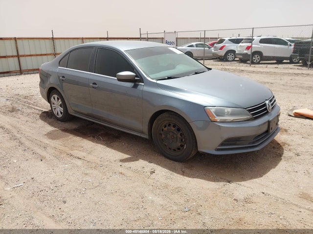 Salvage Volkswagen Jetta Image