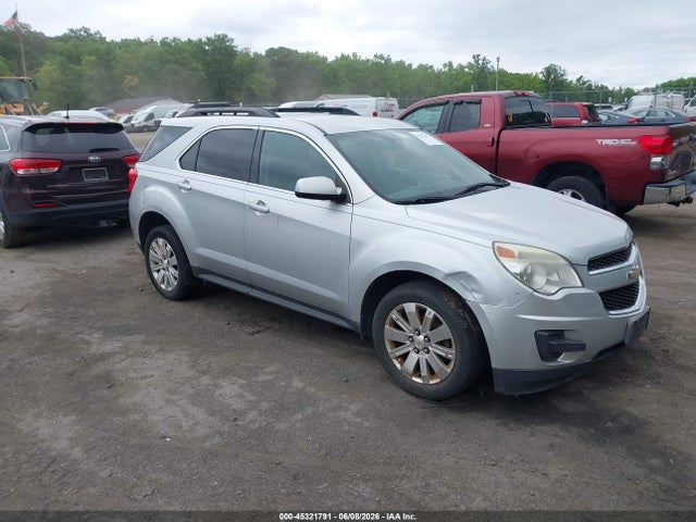 Salvage Chevrolet Equinox Image