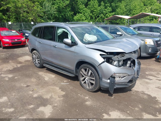 Salvage Honda Pilot Image