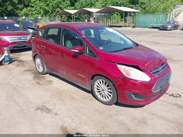 Salvage Ford C-MAX Hybrid Image