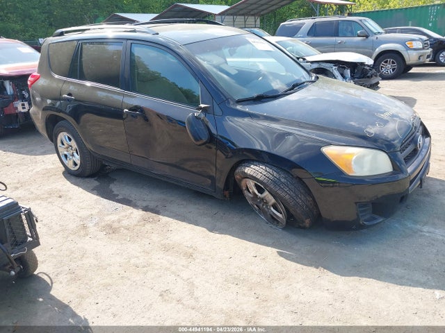 Salvage Toyota RAV4 Image