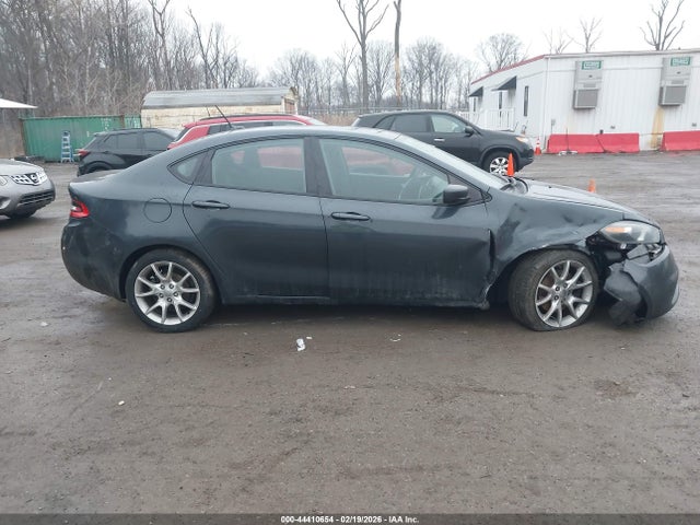 Dodge Dart Sxt
