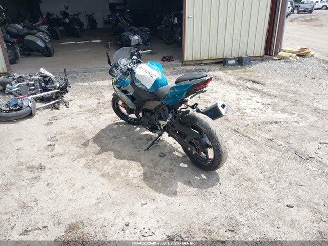 Kawasaki Ex400