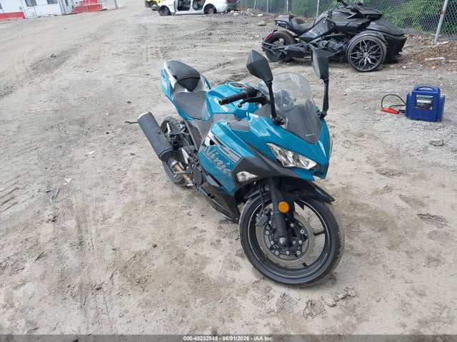 Salvage Kawasaki Ex400 Image