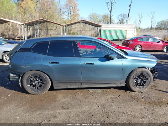 BMW iX Xdrive50