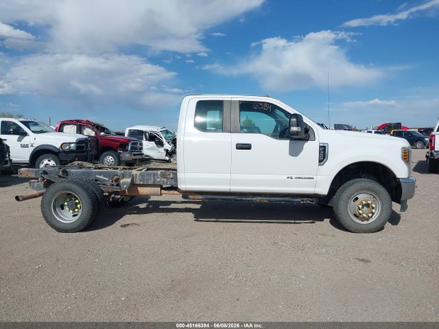 Ford F-350 Xl