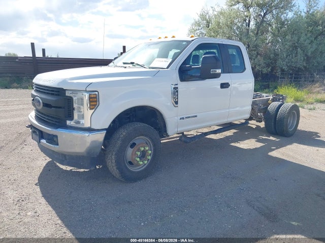 Ford F-350 Xl