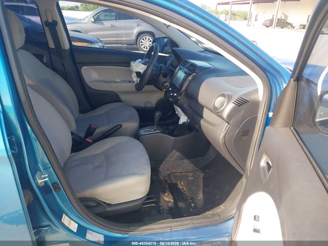 Mitsubishi Mirage Es