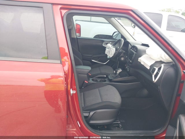 Kia Soul Lx