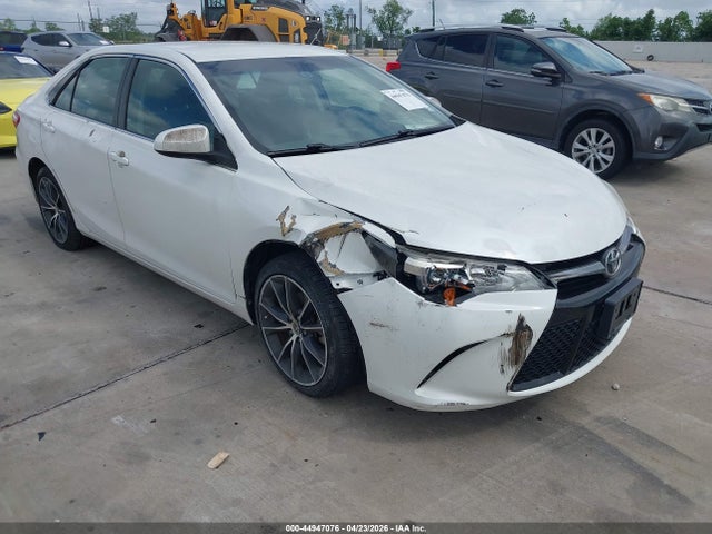 Salvage Toyota Camry Image