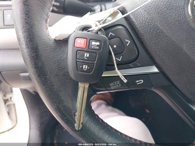 Toyota Camry Xse