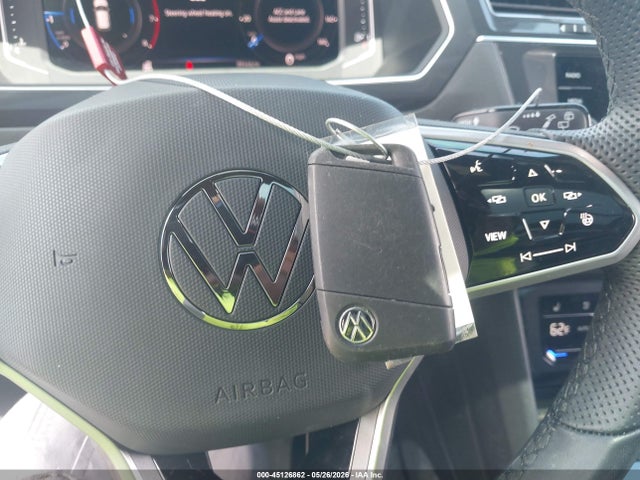 Volkswagen Tiguan 2.0t Sel R-line