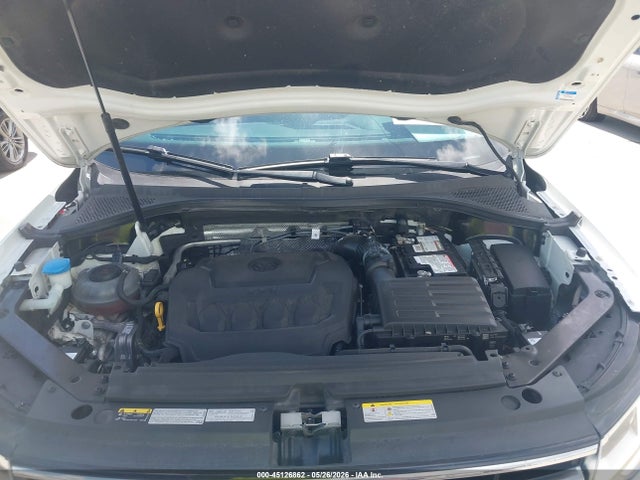 Volkswagen Tiguan 2.0t Sel R-line