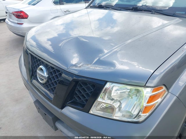 Nissan Frontier Sv