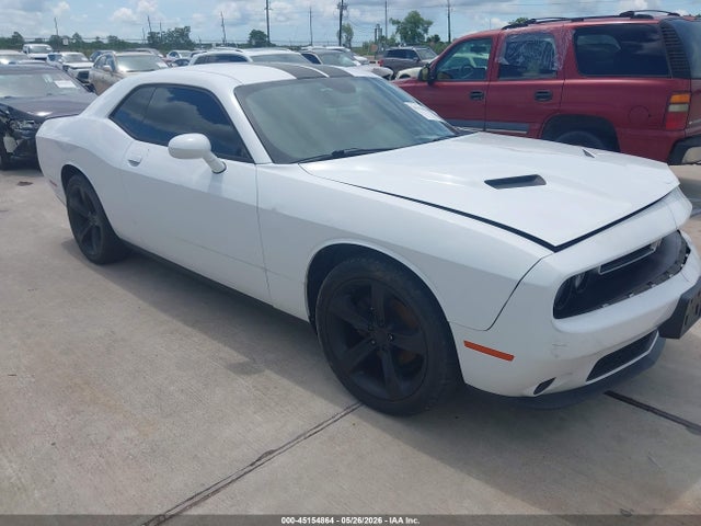 Salvage Dodge Challenger Image