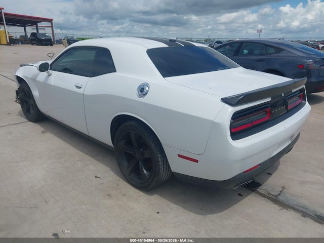 Dodge Challenger Sxt