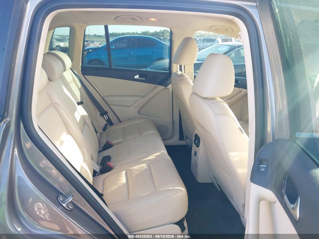 Volkswagen Tiguan Sel
