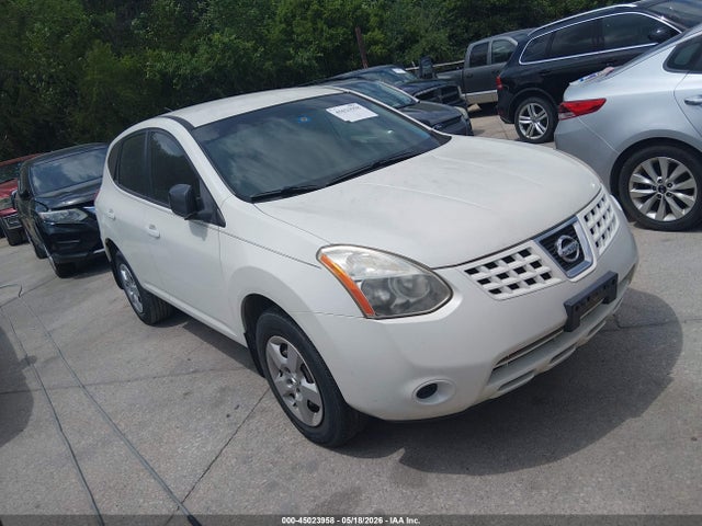 Salvage Nissan Rogue Image