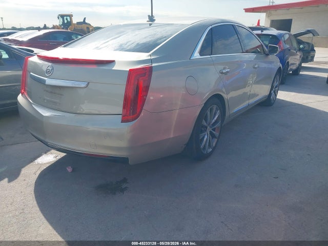 Cadillac XTS Standard