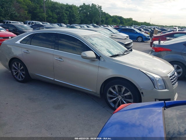 Salvage Cadillac XTS Image