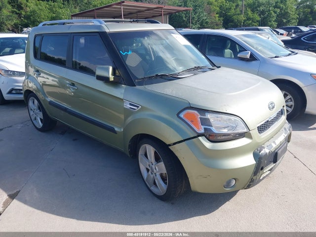 Salvage Kia Soul Image