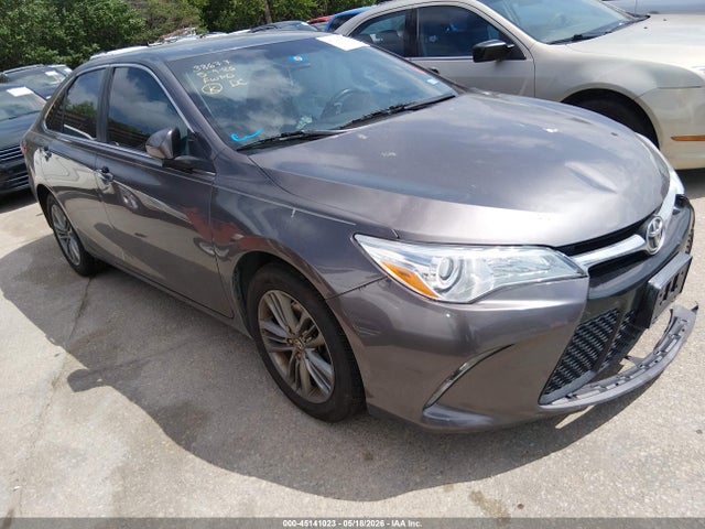 Salvage Toyota Camry Image