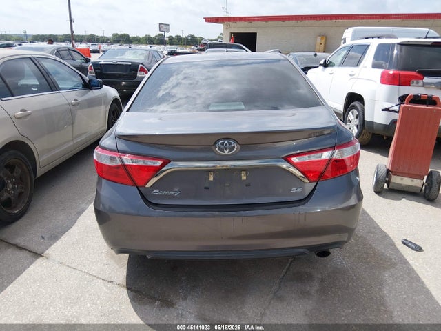 Toyota Camry Se