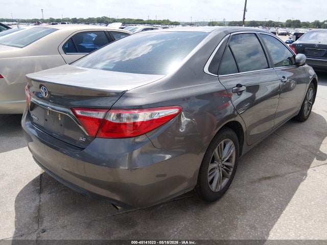 Toyota Camry Se