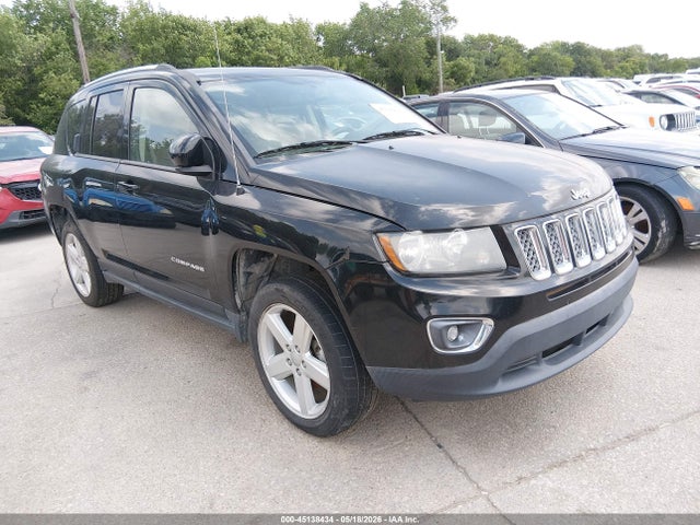 Salvage Jeep Compass Image
