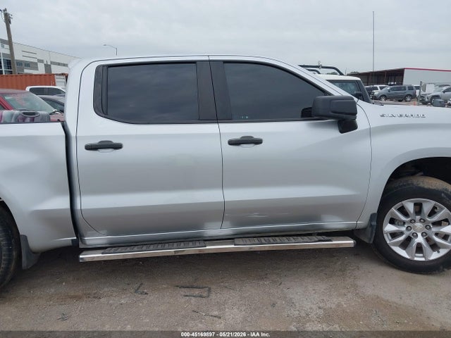 Chevrolet Silverado 1500 2wd  Short Bed Custom