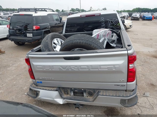 Chevrolet Silverado 1500 2wd  Short Bed Custom