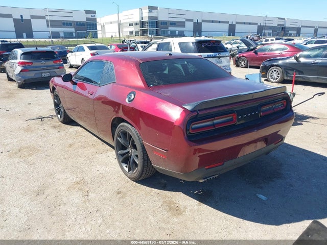 Dodge Challenger Sxt