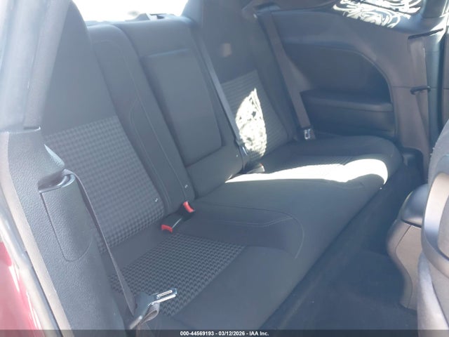 Dodge Challenger Sxt