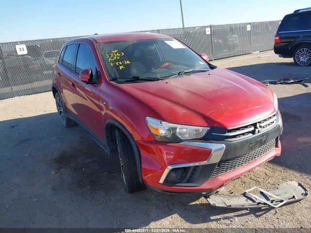 Salvage Mitsubishi Outlander Image