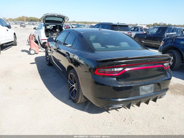 Dodge Charger Sxt Rwd